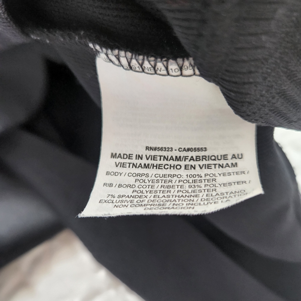 Nike top - Picture 7 of 8